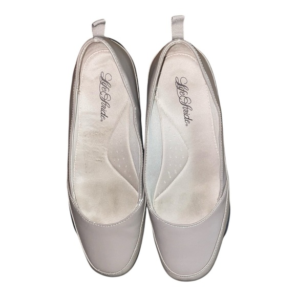 Womens Life Stride Soft System Cream Small Short Wide Shoes Size : 8.5M - Picture 8 of 11
